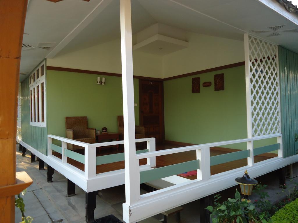 Paradise Hotel Nyaung Shwe Inle Lake Buitenkant foto