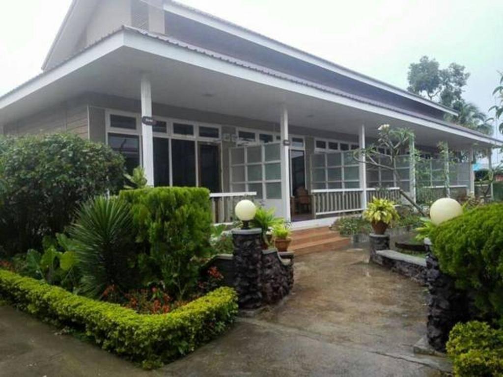 Paradise Hotel Nyaung Shwe Inle Lake Buitenkant foto