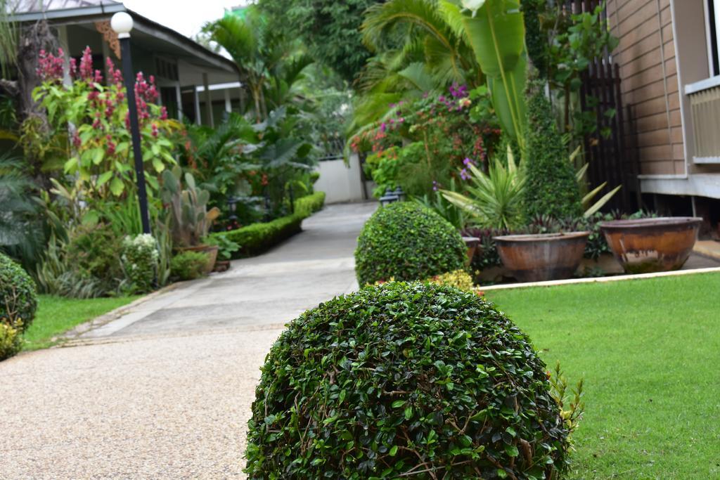 Paradise Hotel Nyaung Shwe Inle Lake Buitenkant foto