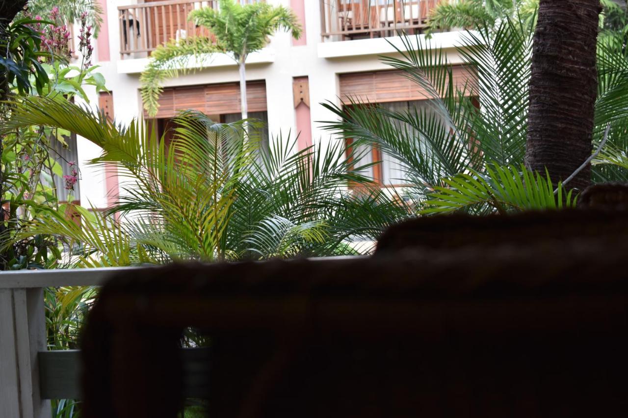 Paradise Hotel Nyaung Shwe Inle Lake Buitenkant foto